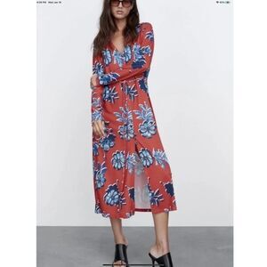 NWT Zara Red w/Blue Floral Print Jersey Knit Button Front Midi Dress size Medium